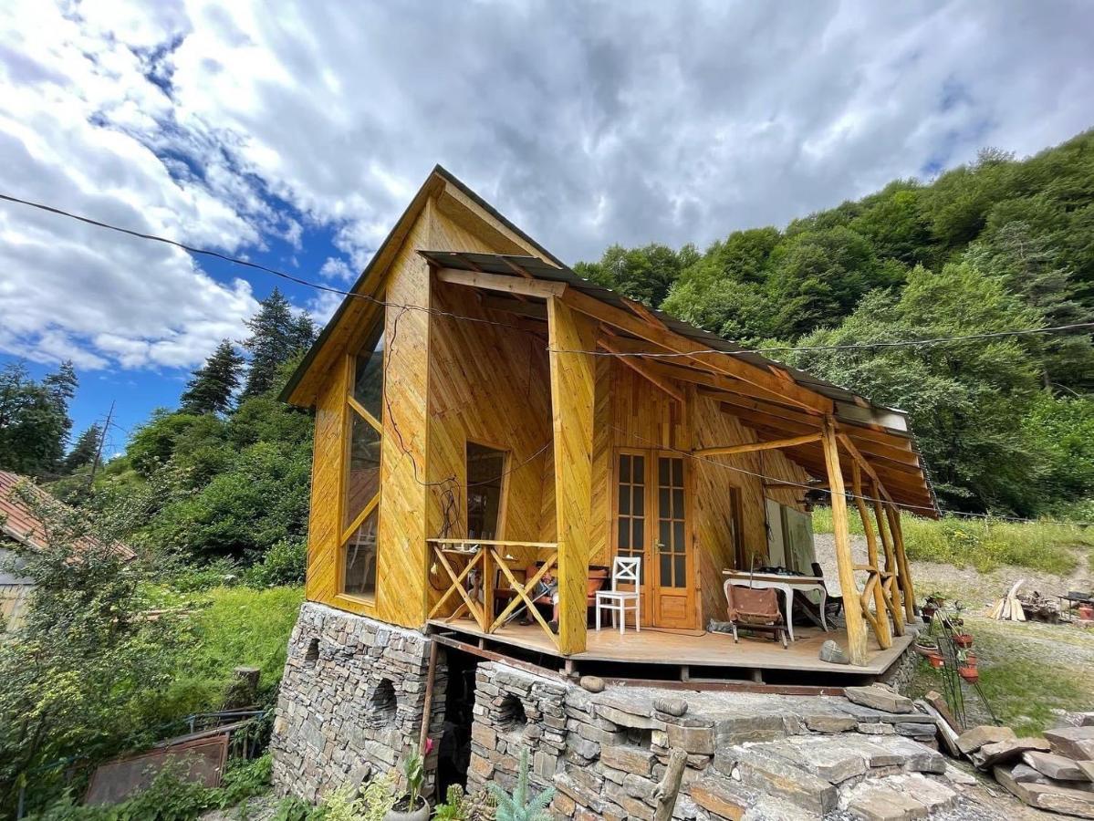 Korsha Guesthouse Roshka Exterior photo