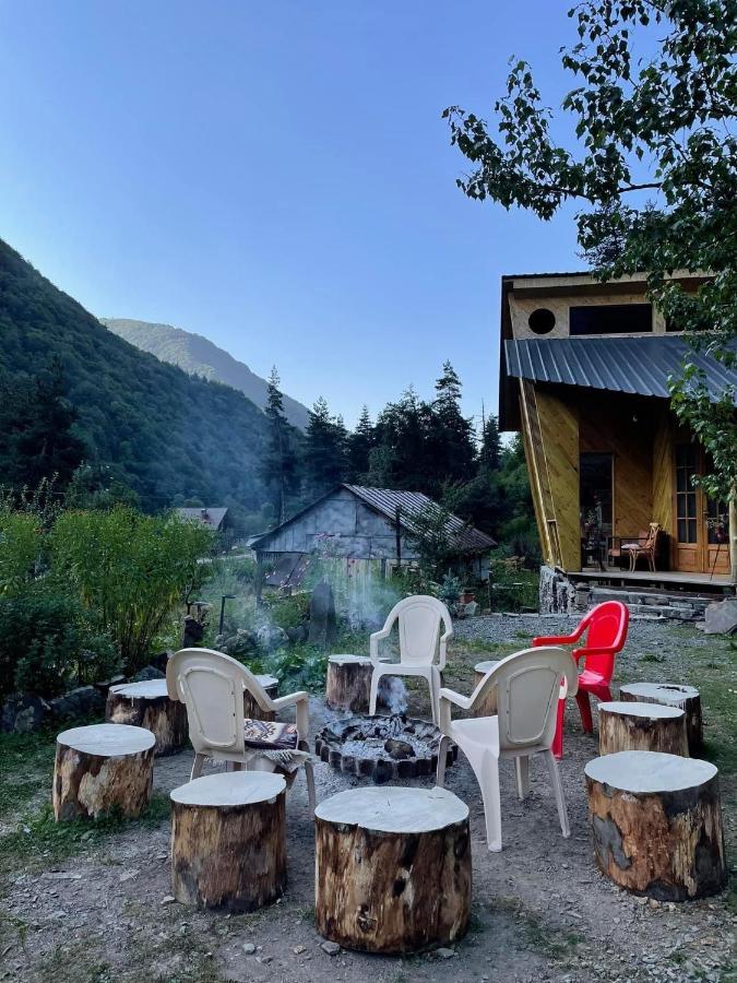 Korsha Guesthouse Roshka Exterior photo
