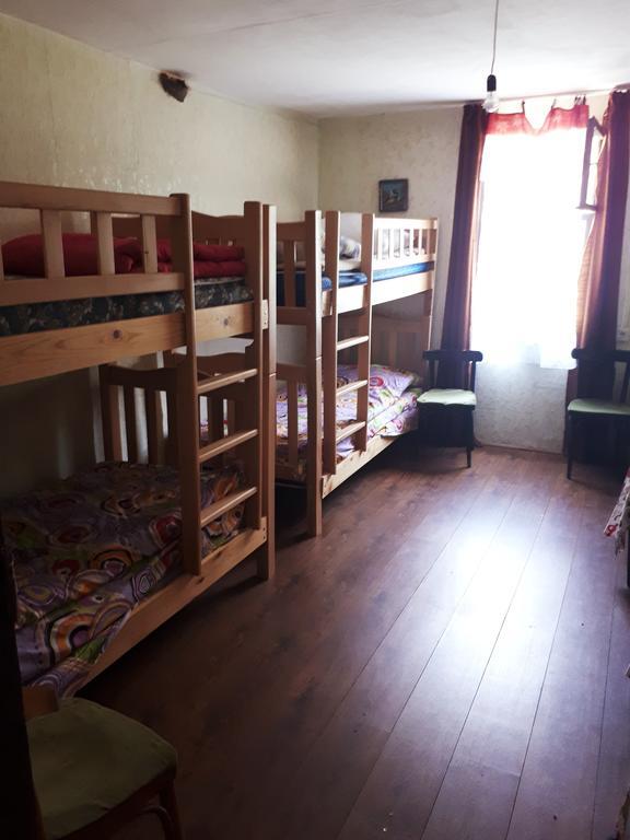 Korsha Guesthouse Roshka Exterior photo